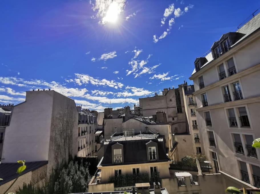 Joli Cocon Avec Terrasse Dans Le Marais * Parigi
