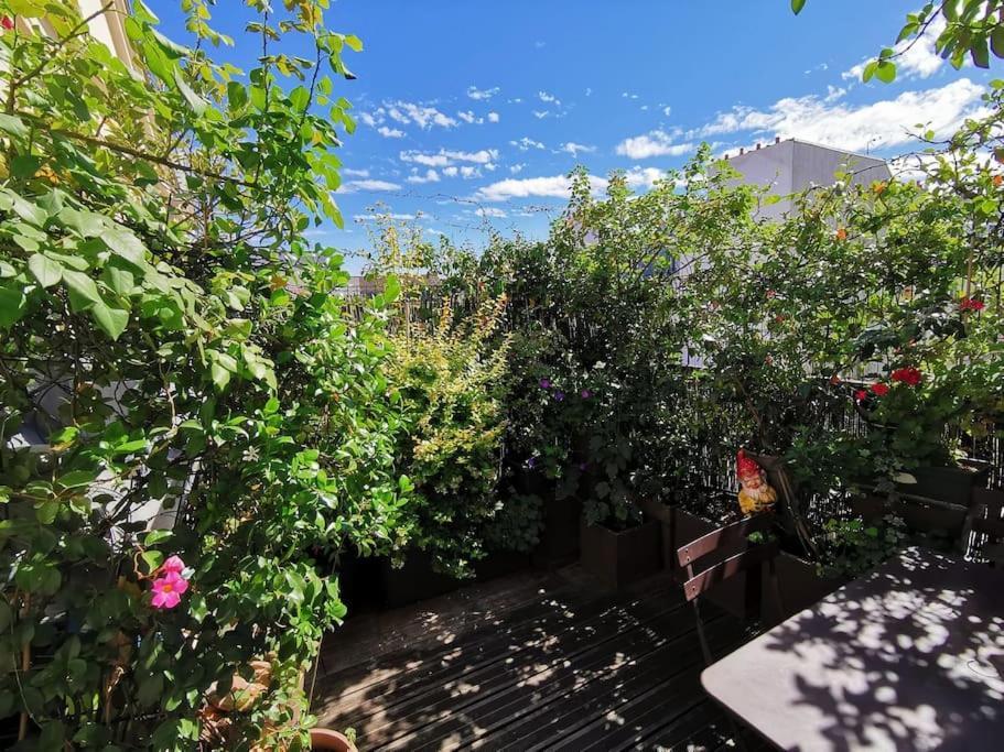 Appartamento Joli Cocon Avec Terrasse Dans Le Marais